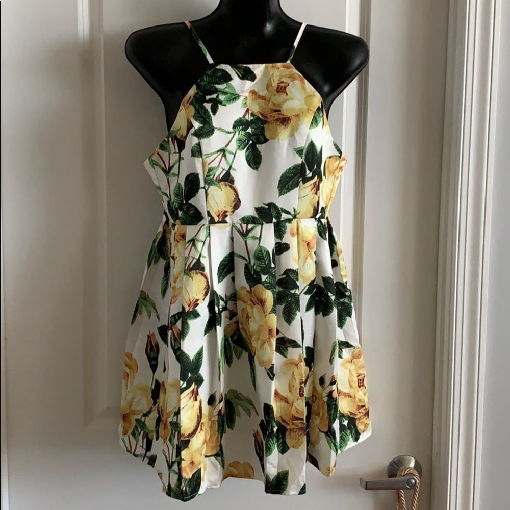 🟣 Jealous Tomato Dress Size M